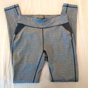 Uniqlo Slim Fit Workout Leggings NWOT